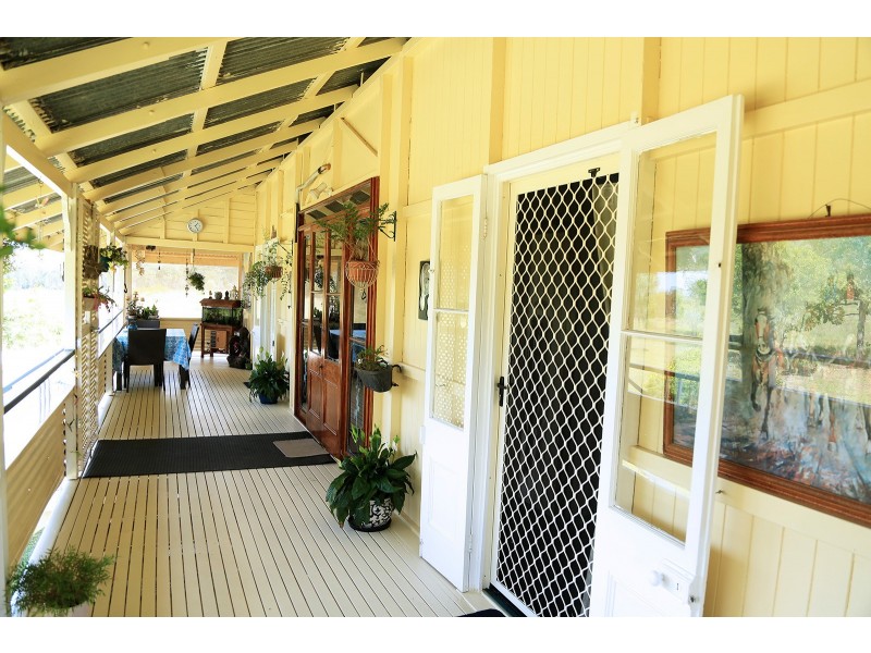 533 Gentle Annie Road, Ambrose QLD 4695