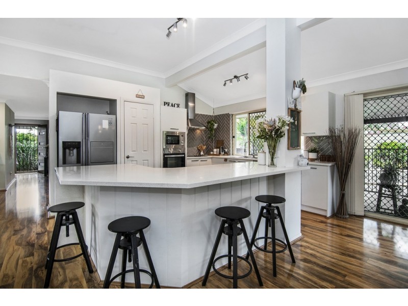 6 Everton Court, Waterford West QLD 4133