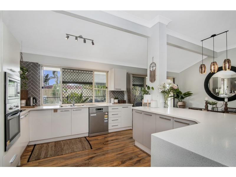 6 Everton Court, Waterford West QLD 4133