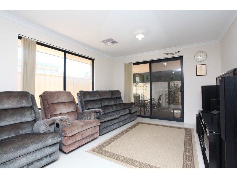 46 Cedar Way, Maddington WA 6109