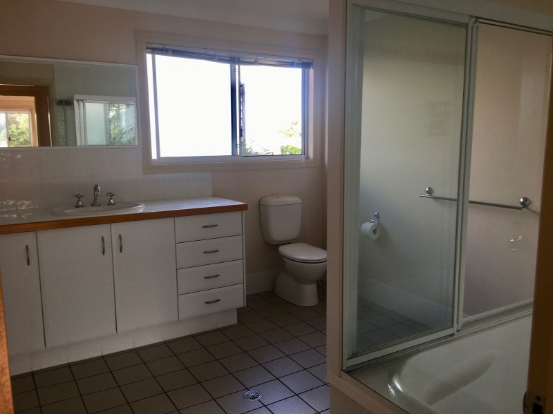 25 Ocean View Road, Arrawarra Headland NSW 2456