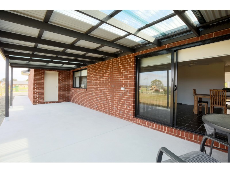 17 Swan Reach Road, Swan Reach VIC 3903