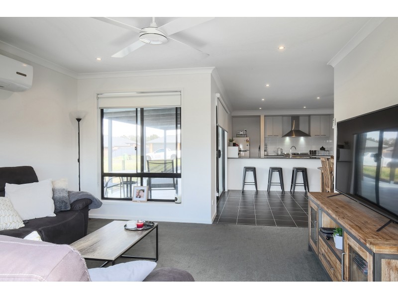 17 Swan Reach Road, Swan Reach VIC 3903