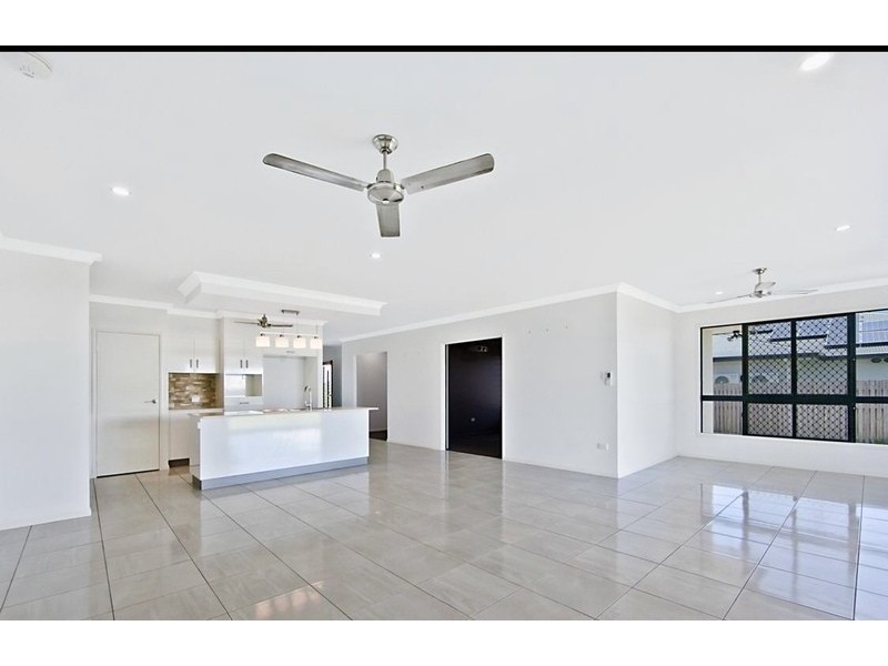 19 Marblewood Circuit, Mount Low QLD 4818