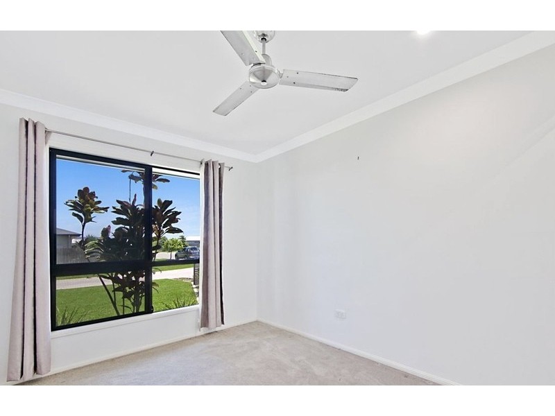 19 Marblewood Circuit, Mount Low QLD 4818