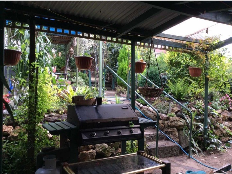 15 Banksia Street, Ararat VIC 3377