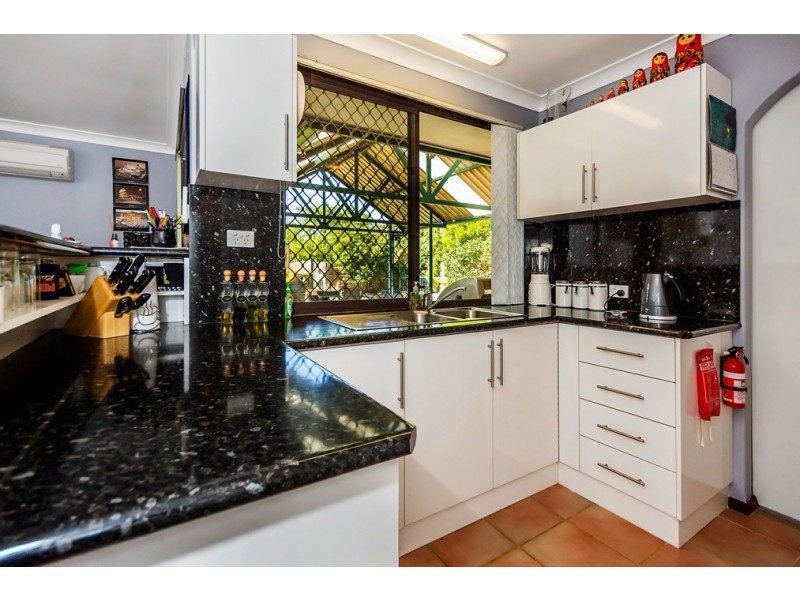 15 Chidley Place, Rockingham WA 6168