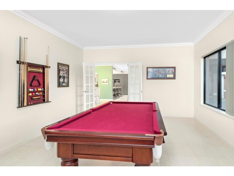 4 Carmela Corner, Wandina WA 6530