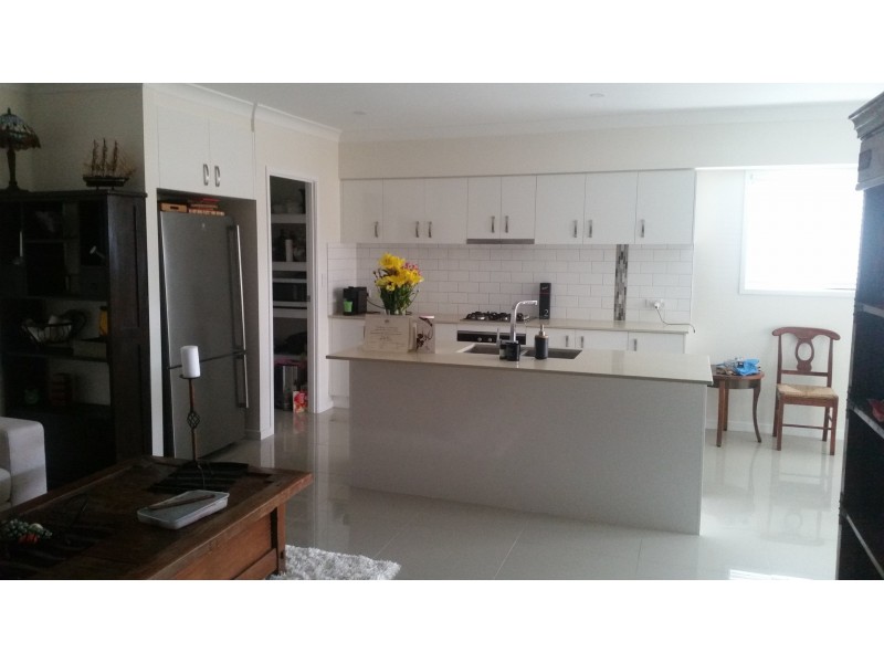 14 Grasstree Place, Ningi QLD 4511