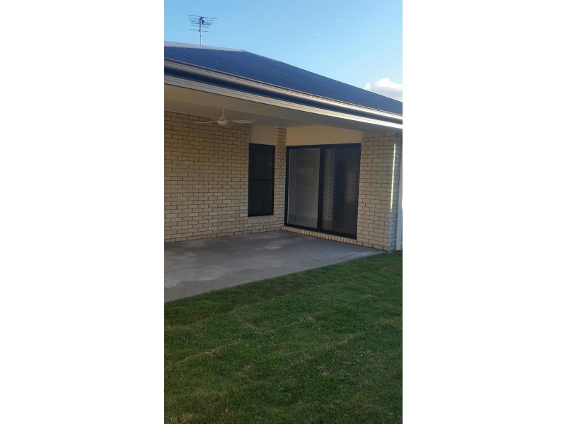 14 Grasstree Place, Ningi QLD 4511