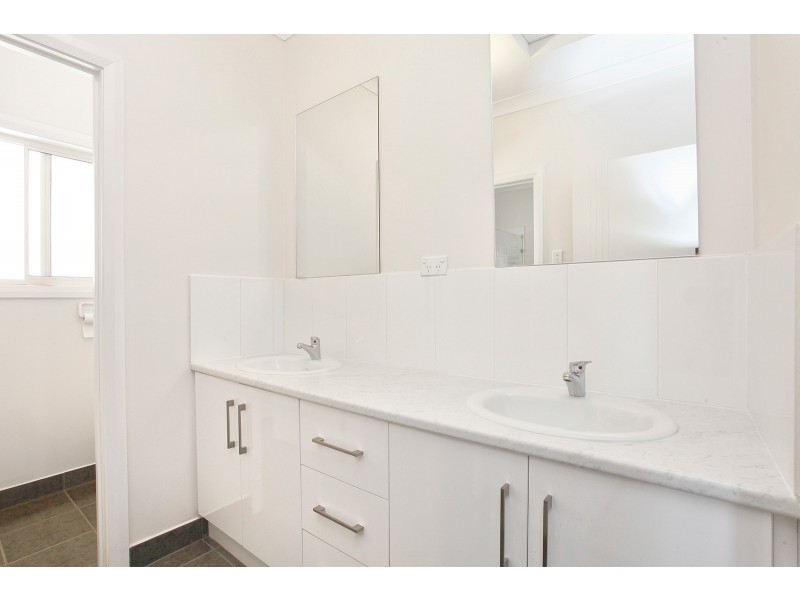 17 Broadwater Place, Blakeview SA 5114