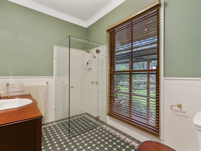 82 Prout Road, Mackenzie QLD 4156