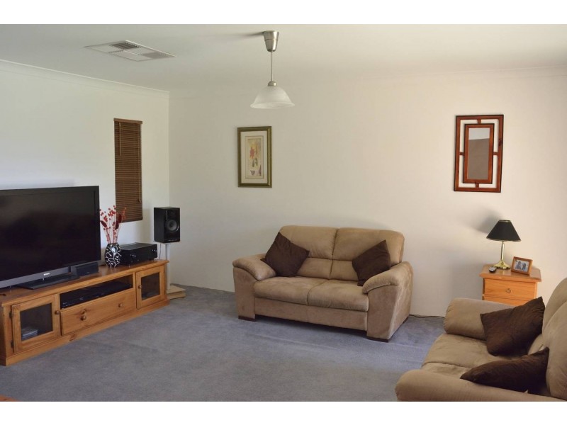 6 Bocklin Road, Ashby WA 6065