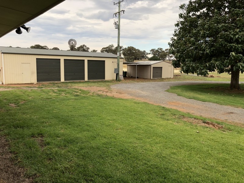 131 Livermores Lane, Manildra NSW 2865