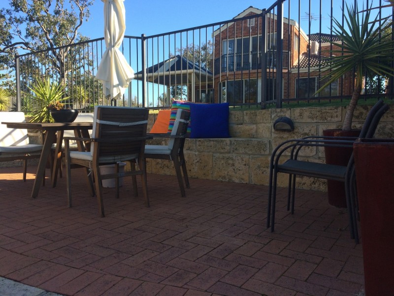 2 Portofino Crescent, Pelican Point WA 6230