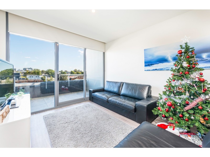 605/6 Charles Street, Charlestown NSW 2290