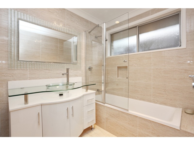 142 River Road, Leonay NSW 2750