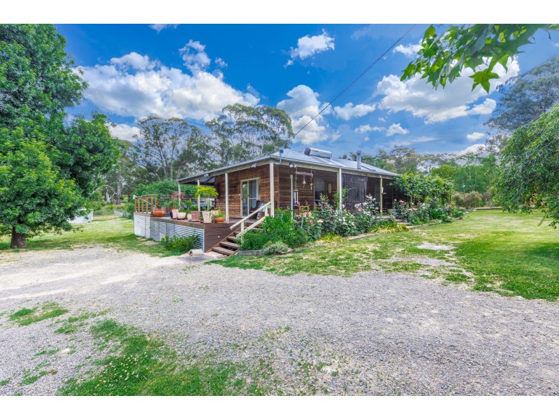 48 Dysart Street, Glenlyon VIC 3461