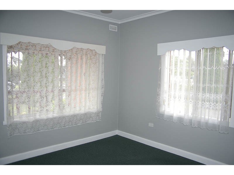 3 Wuttrich Street, Moe VIC 3825