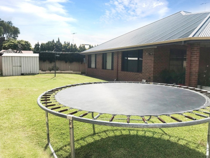 12 Shelduck Court, Broadwater WA 6280