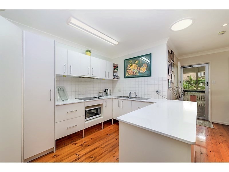 3 Sandy Court, Southport QLD 4215