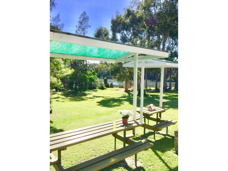 1 Lake street, Crescent Head NSW 2440