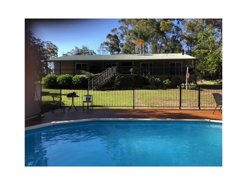 14 Narambi Close, Moruya NSW 2537