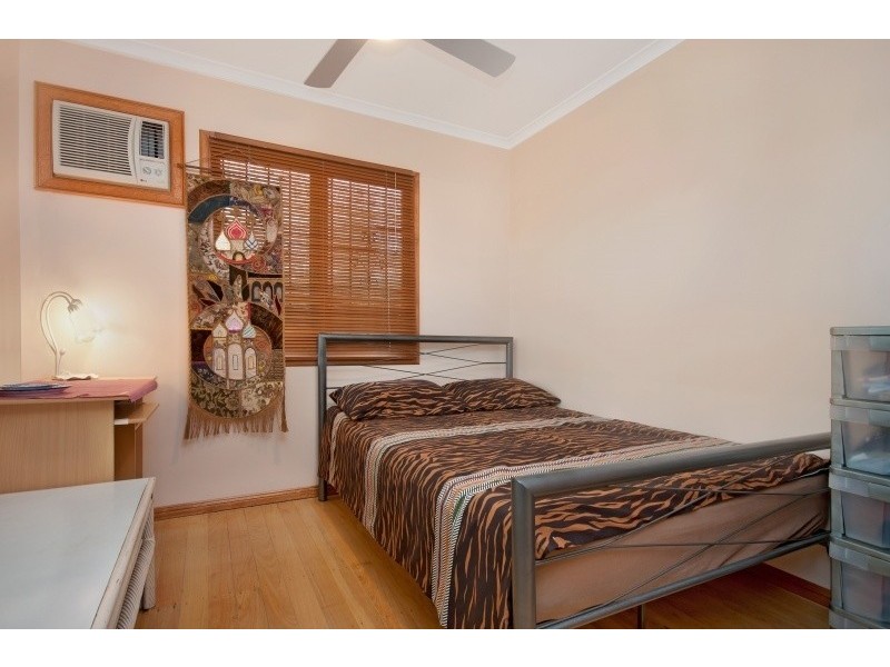 42 Macilwraith Street, Manoora QLD 4870