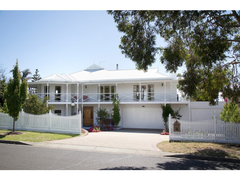 3 Koornalla Crescent, Mount Eliza VIC 3930