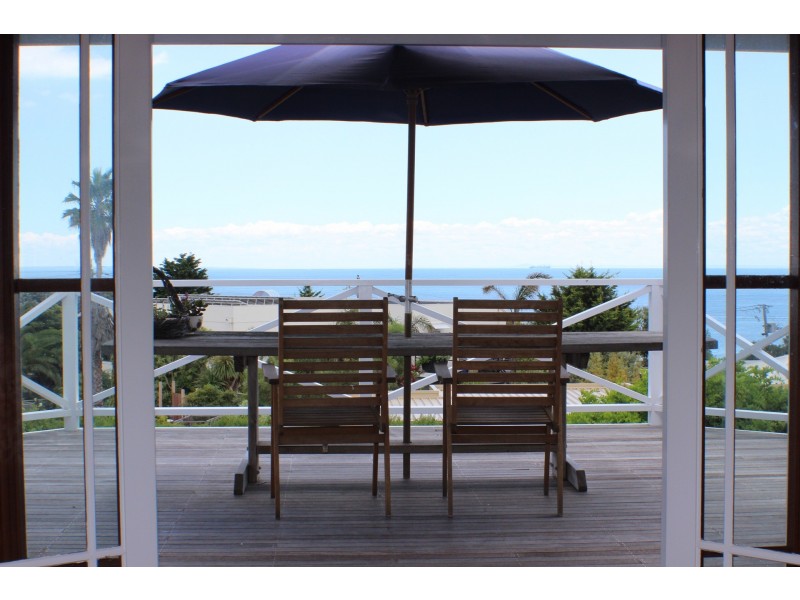 3 Koornalla Crescent, Mount Eliza VIC 3930