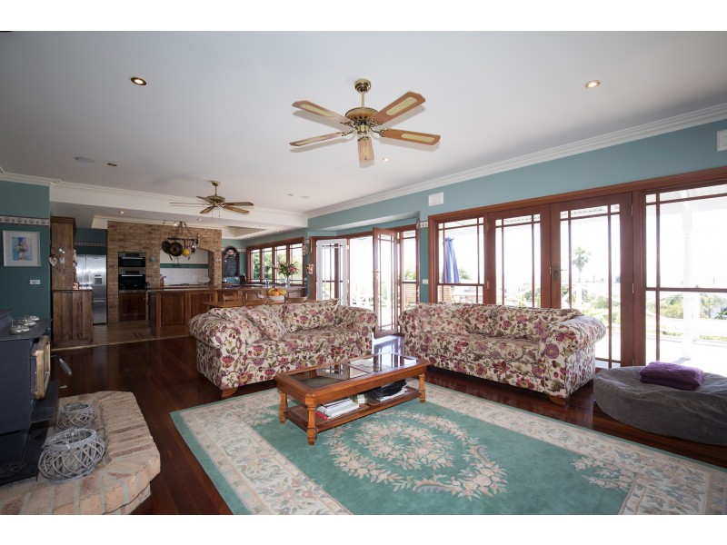 3 Koornalla Crescent, Mount Eliza VIC 3930