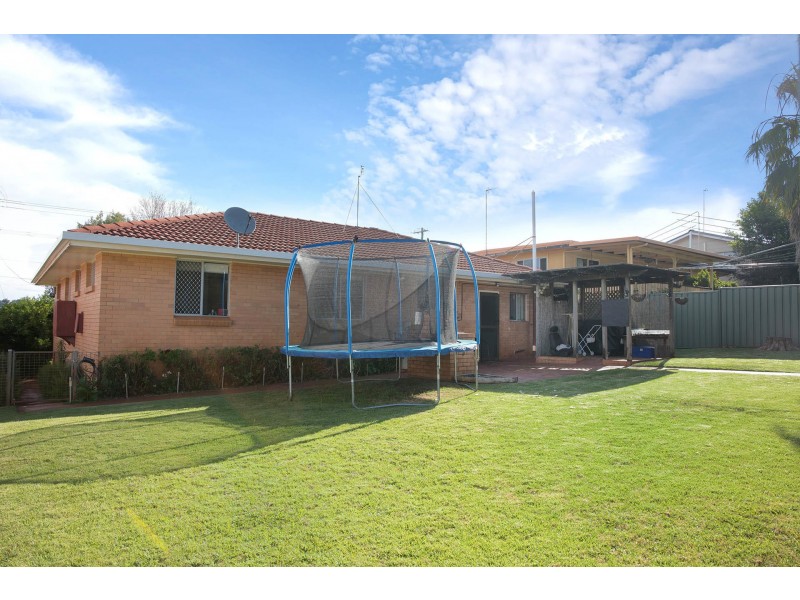 49 Debra Street, Centenary Heights QLD 4350