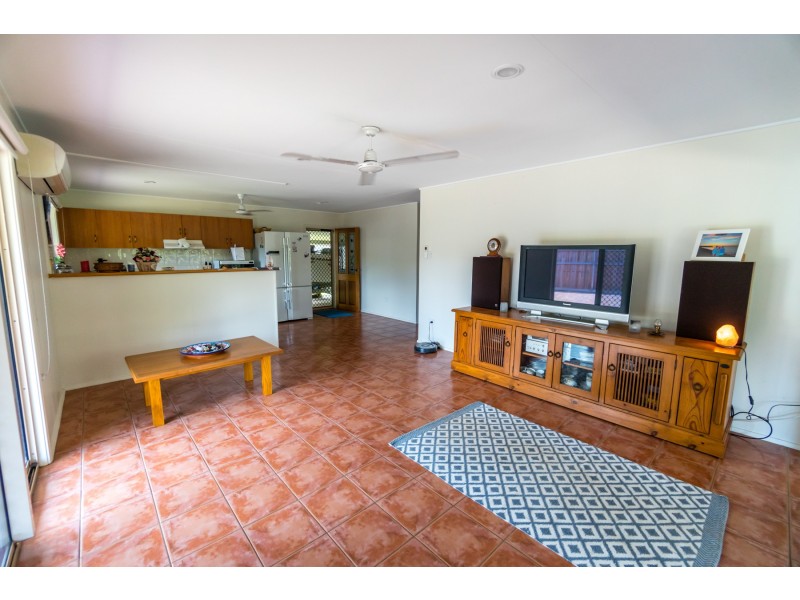 4 Zircon Street, Bayview Heights QLD 4868