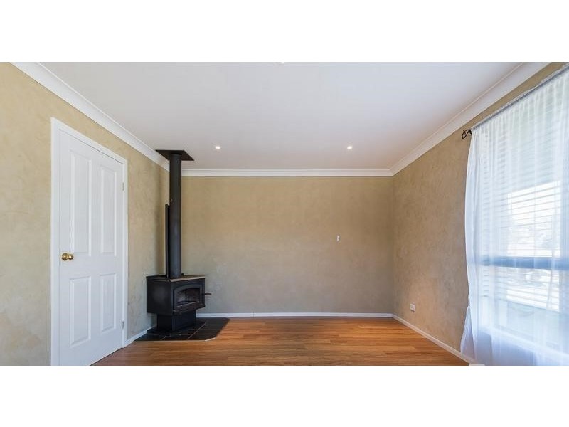 33 Cuscus Place, St Helens Park NSW 2560