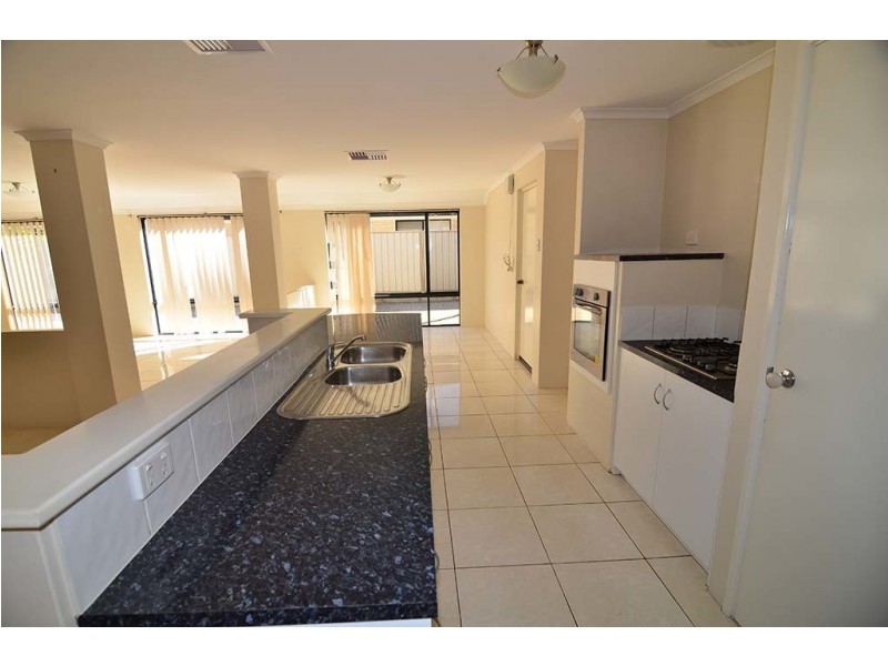 5 Columbus Street, Dudley Park WA 6210