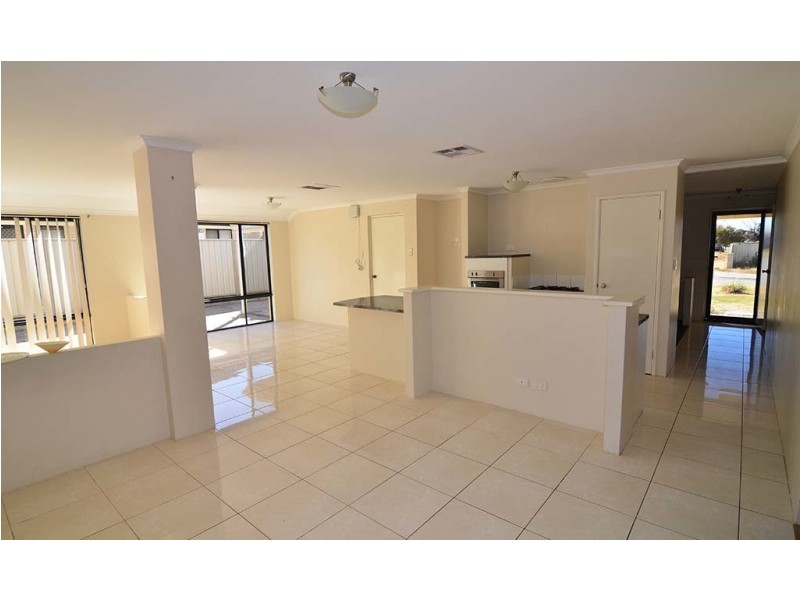 5 Columbus Street, Dudley Park WA 6210