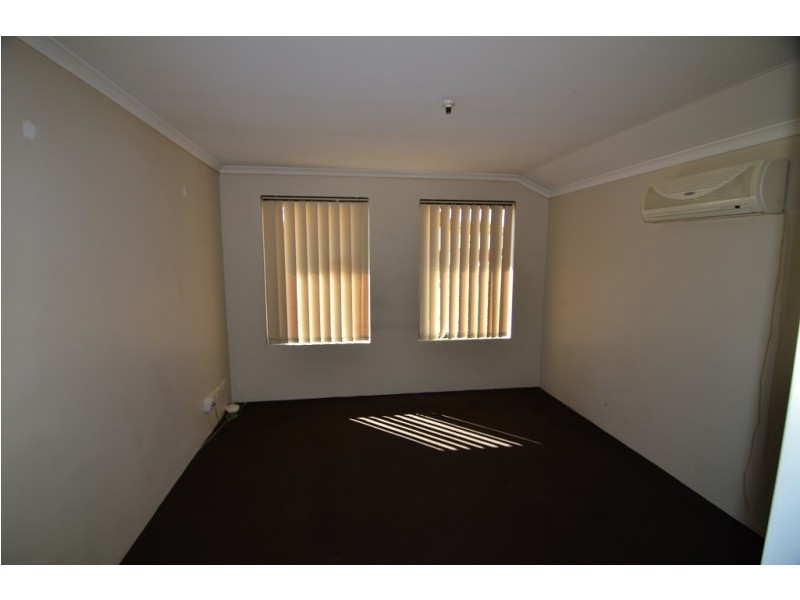 5 Columbus Street, Dudley Park WA 6210