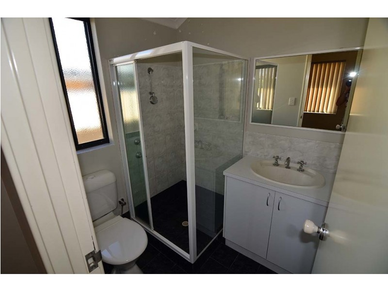 5 Columbus Street, Dudley Park WA 6210