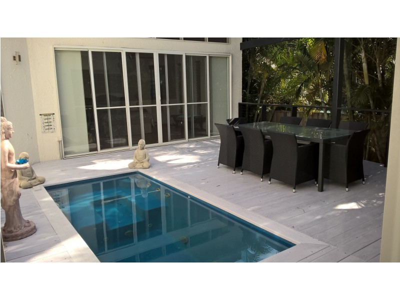 74 The Esplanade, Karragarra Island QLD 4184