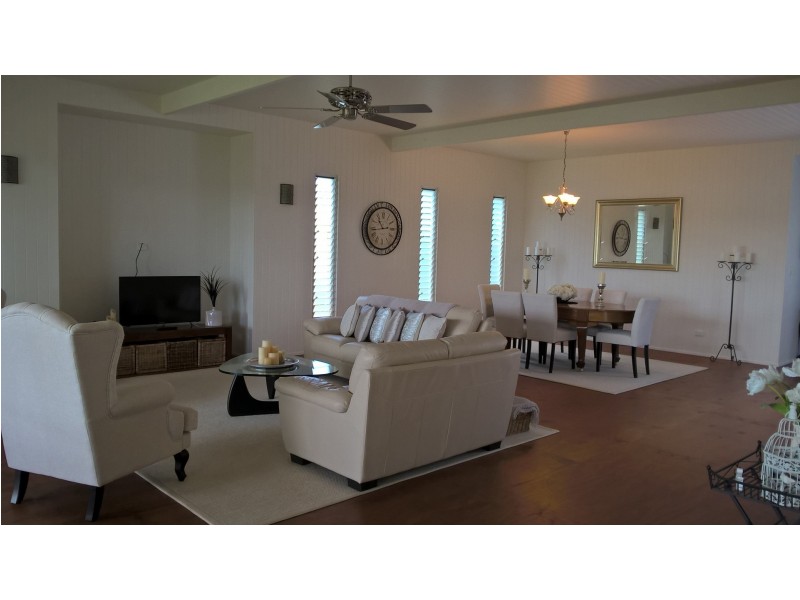 74 The Esplanade, Karragarra Island QLD 4184