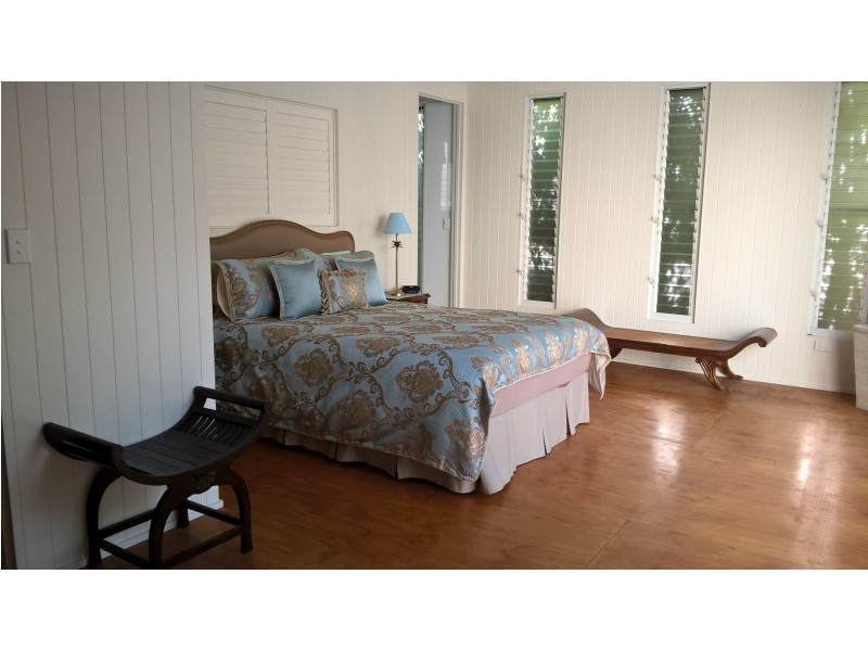 74 The Esplanade, Karragarra Island QLD 4184