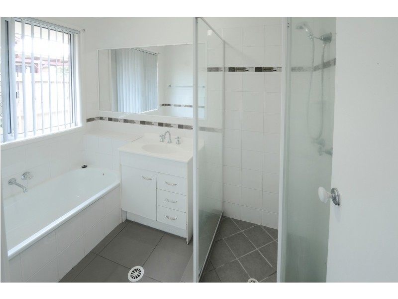28 Cocos Place, Raceview QLD 4305