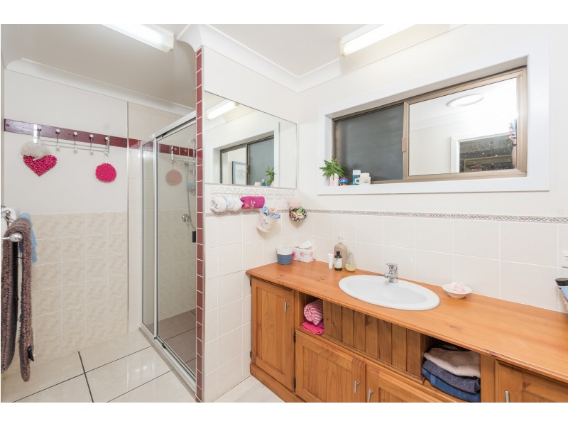 337 Reads Road, Bucca QLD 4670