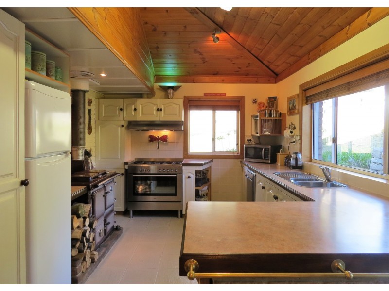 202 North Yarlington Road, Colebrook TAS 7027