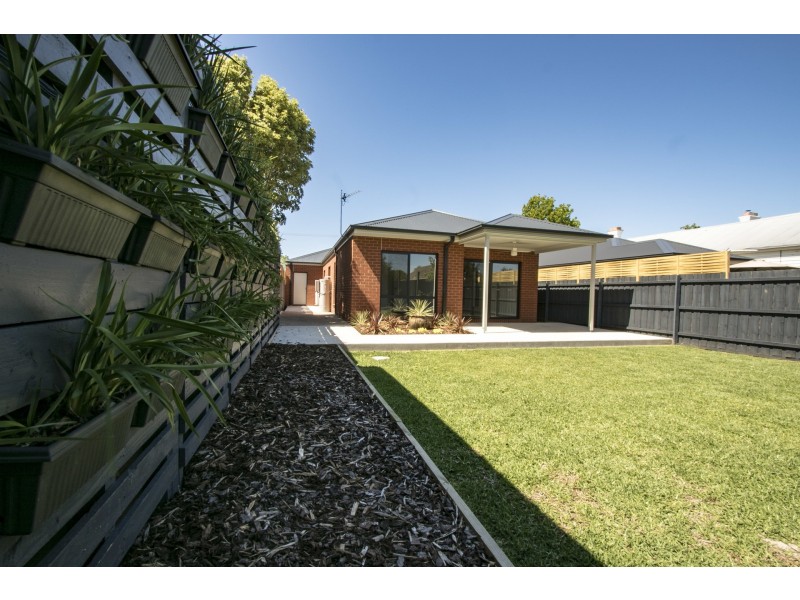 6A Turnbull, Bairnsdale VIC 3875