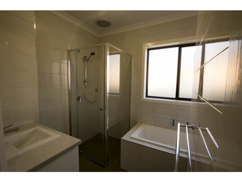 6A Turnbull, Bairnsdale VIC 3875