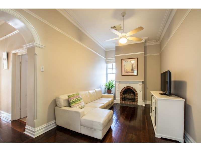 10 Waylen Street, Guildford WA 6055