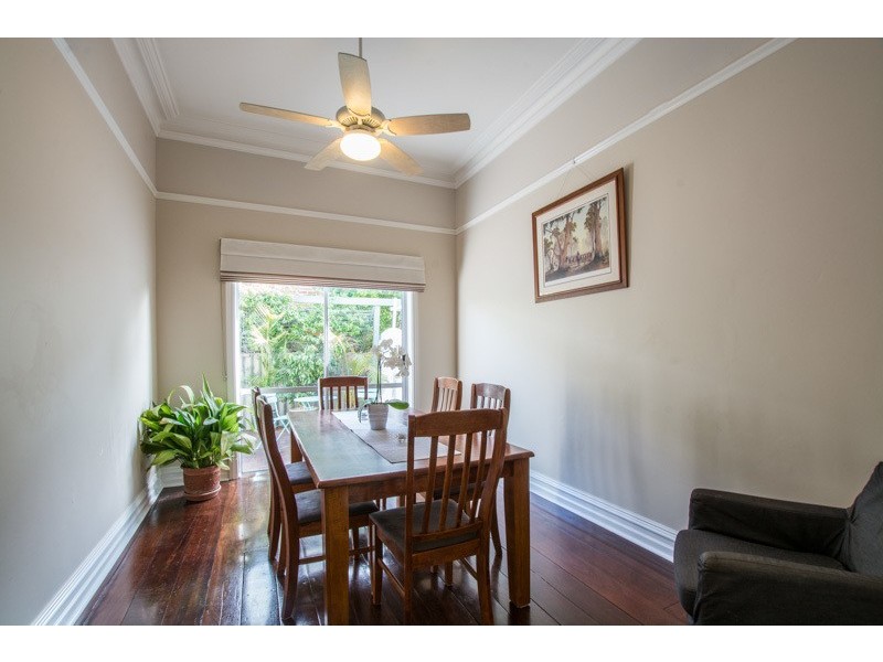 10 Waylen Street, Guildford WA 6055