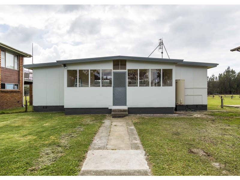 268 River Road, Sussex Inlet NSW 2540
