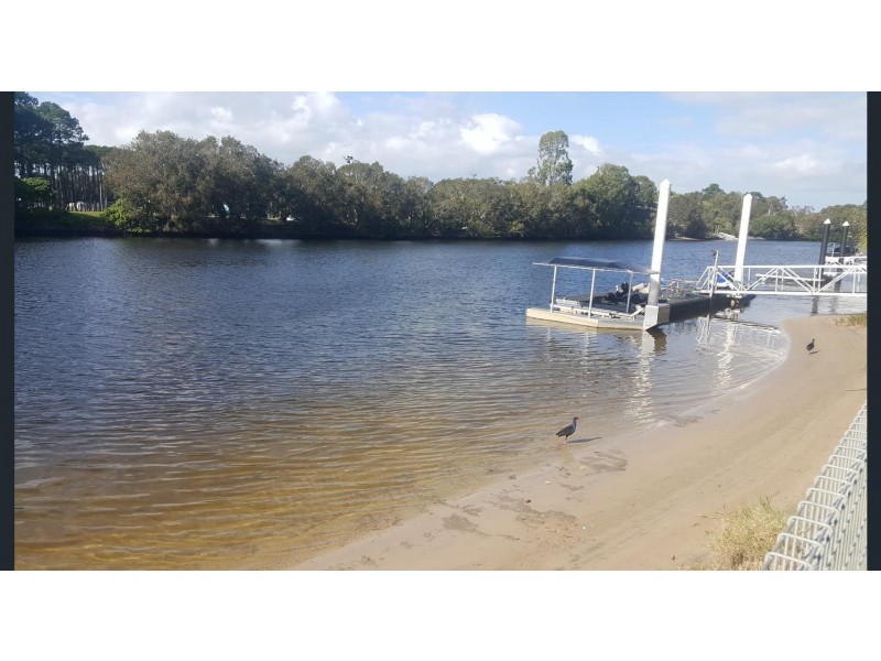 28 Lancelin Drive, Mermaid Waters QLD 4218